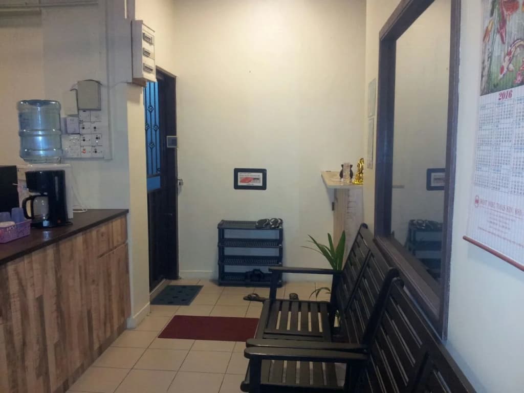 Sarang Hostel Kota Kinabalu - photo 16