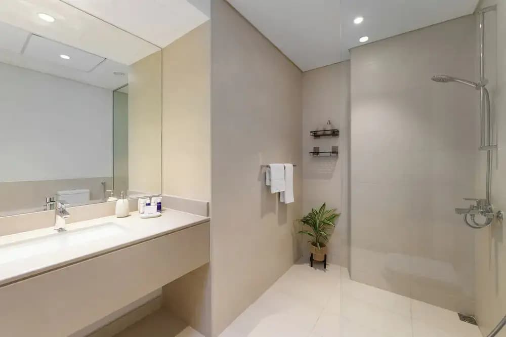 Maison Privee - Charming Retreat w/ Panoramic Views on Yas Island - photo 7