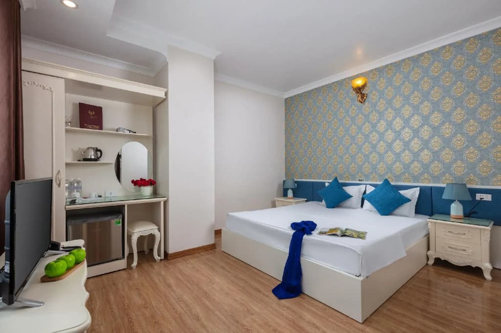 Phoenix Hotel Ha Long - photo 5