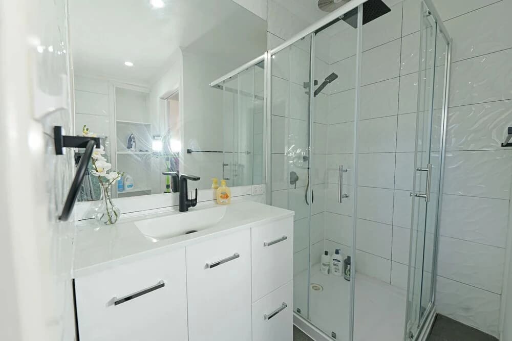 Bayside 4-BRM Home near Mentone - photo 9
