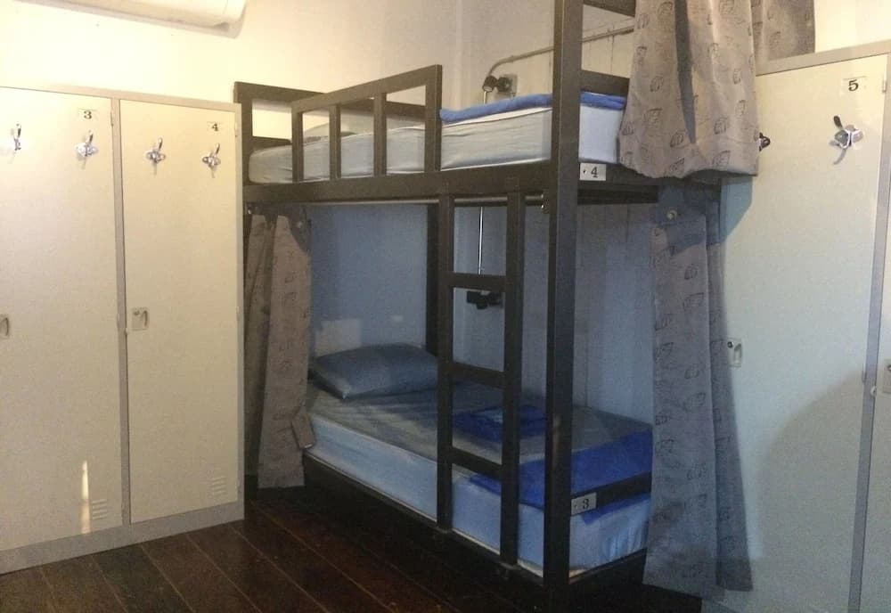 Monkey Cave - Hostel - photo 2