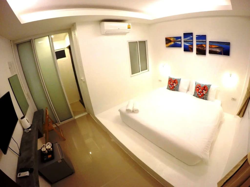At We Patong hostel - photo 12