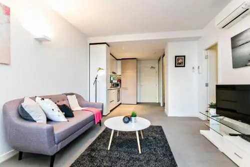 Complete Host Leopold Apartments - photo 2