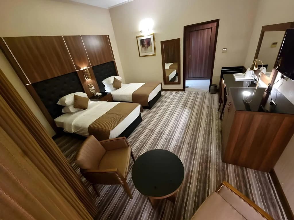 Royal Qatar Hotel - photo 11