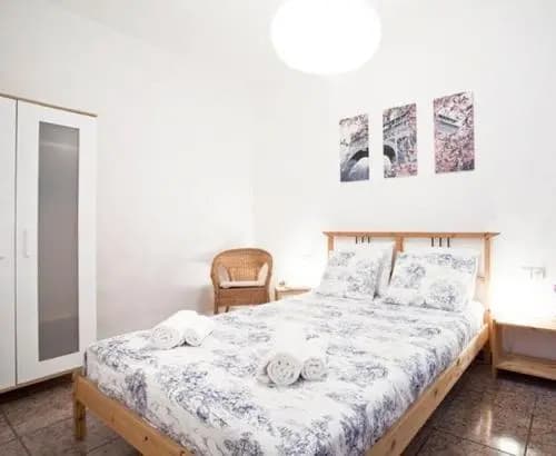 Enzo B&B Montjuic - photo 8