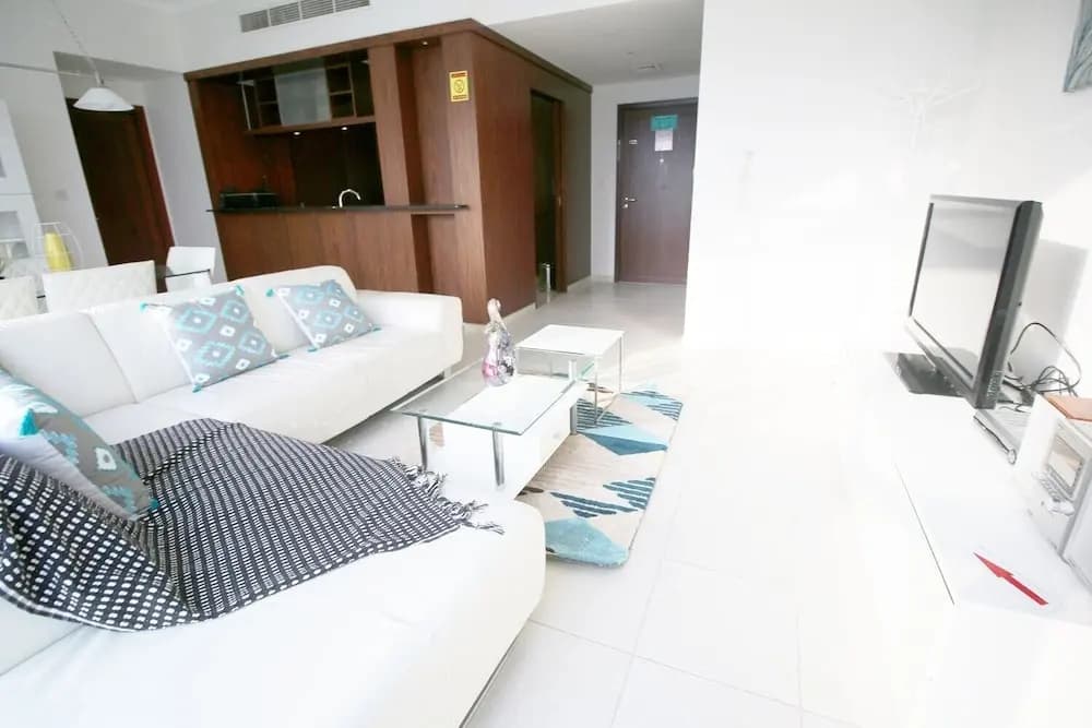 R&H Burj Residences - photo 4