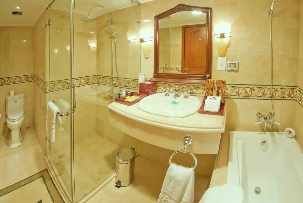 Hotel Grand Saigon - photo 9