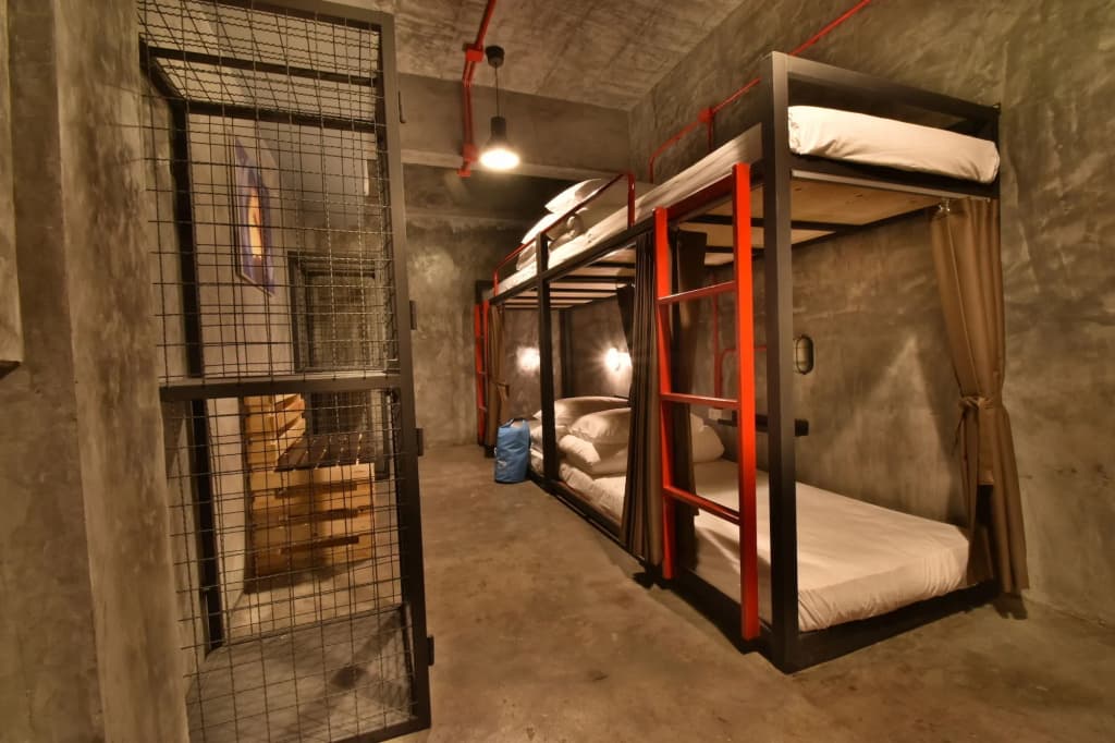 Sleeper Hostel - photo 25
