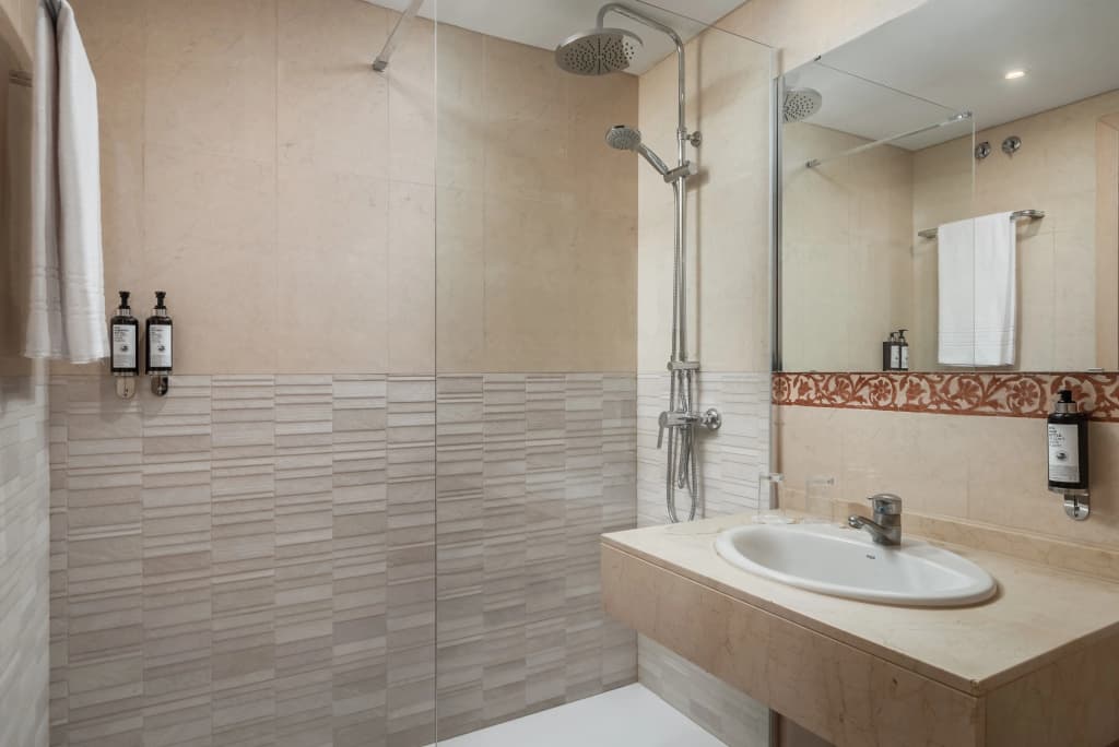 Sunotel Aston - photo 10