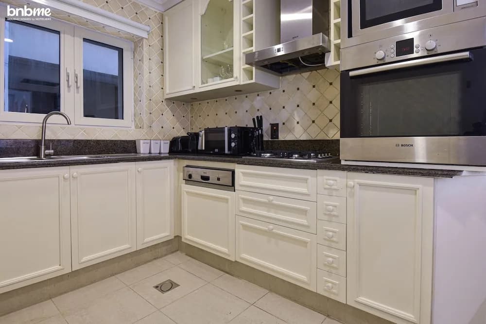 1B-Tajer-6037 - photo 16