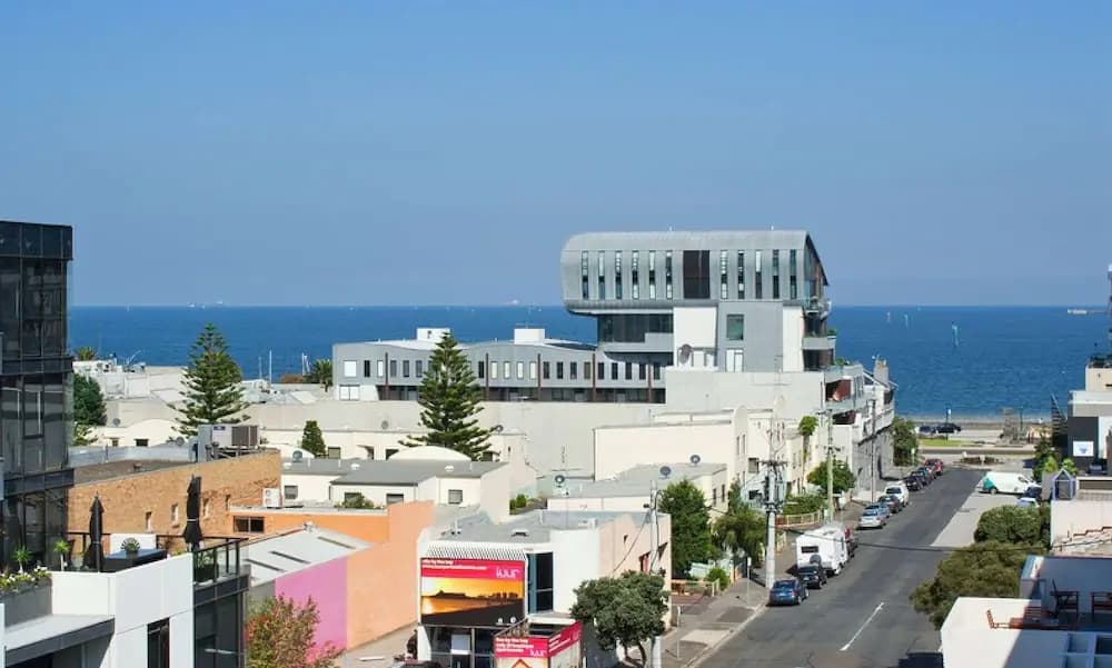 Penthouse With Bay Views - photo 5
