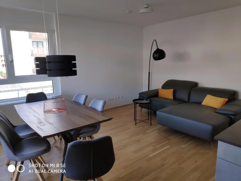 City Appartement Wien-Schwechat - photo 7