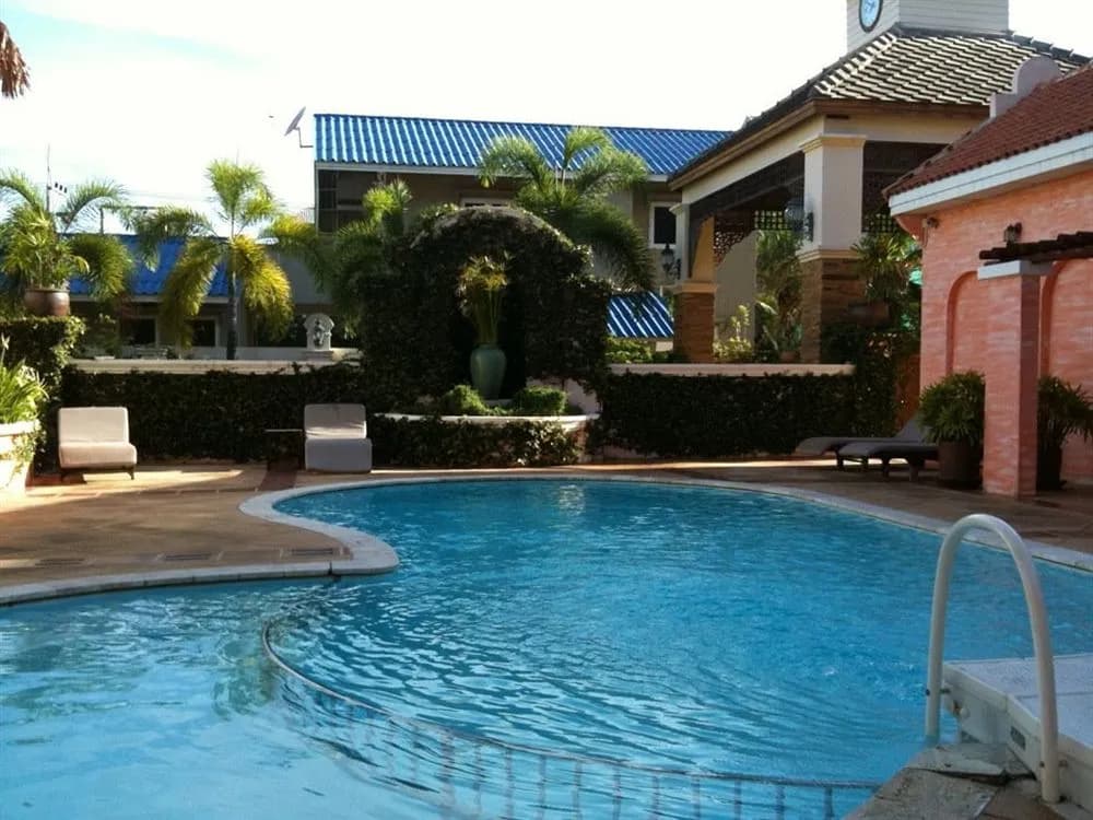 Baan Rajdamnern Huahin - photo 21