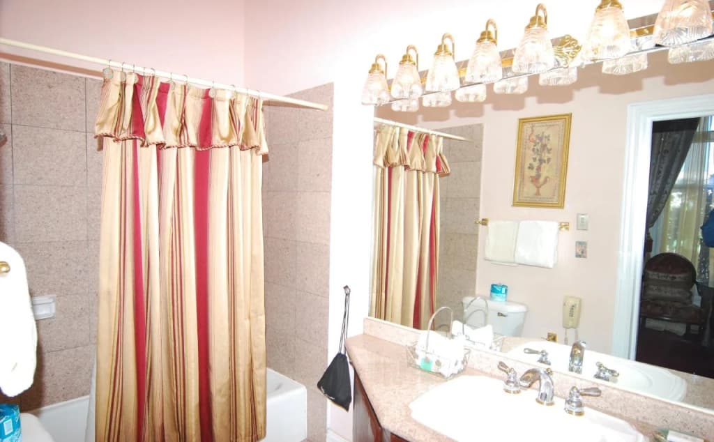 Queen Anne Hotel - photo 10