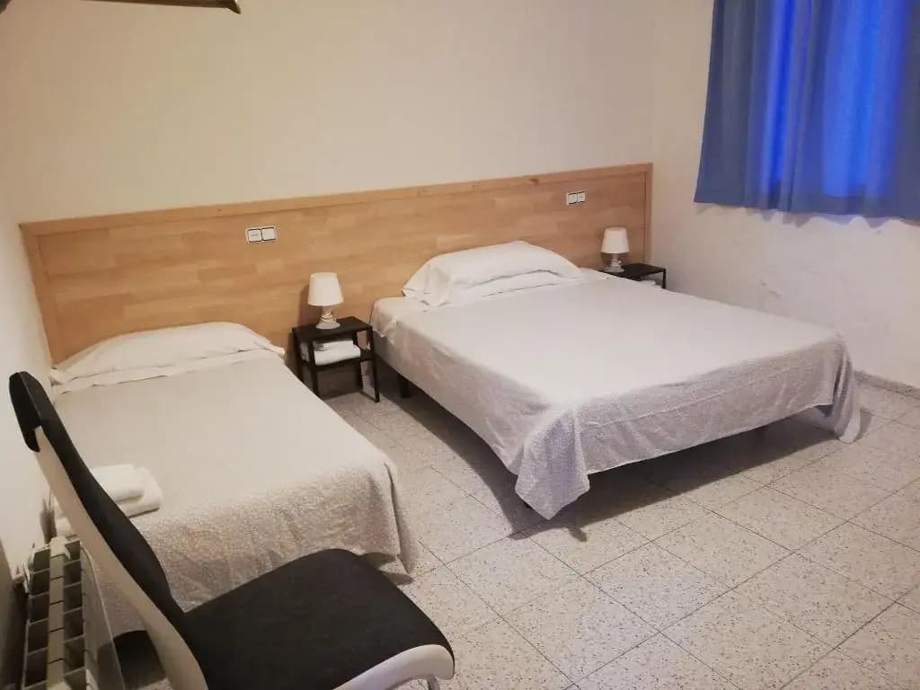 Hostal River - photo 3