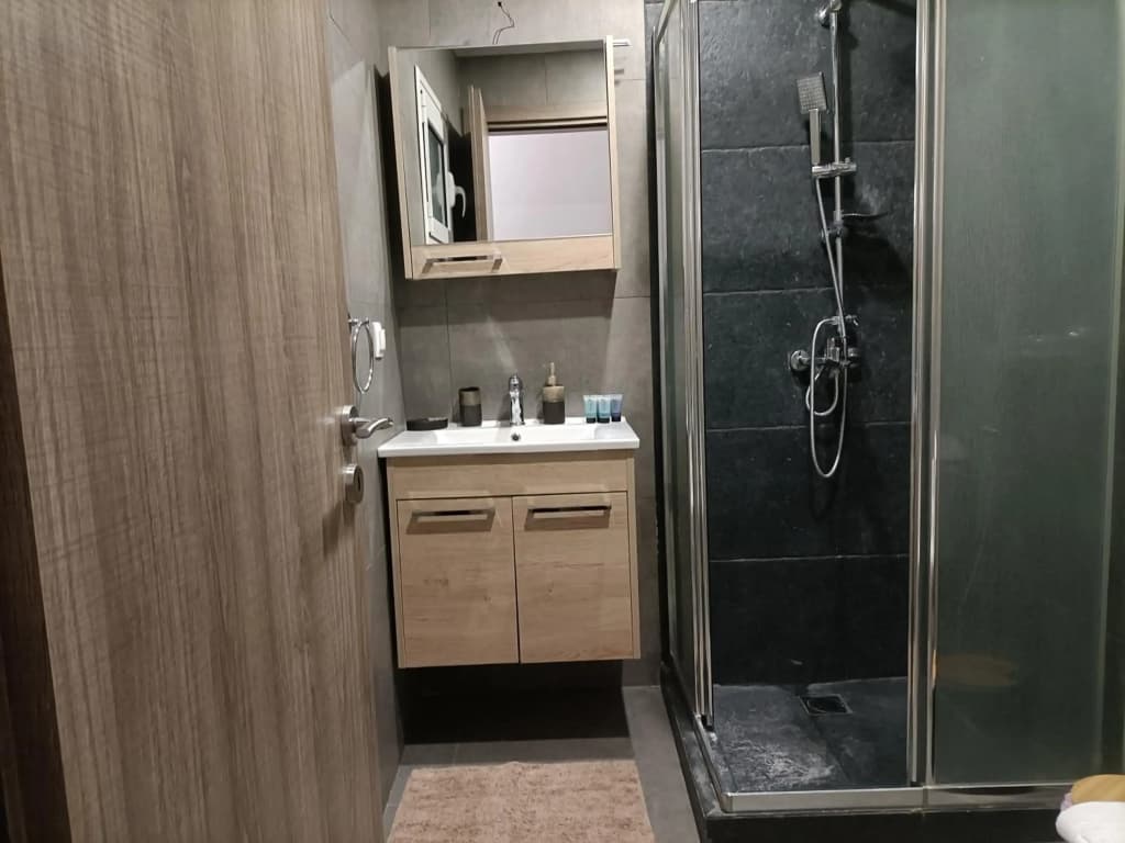 Modern Comfy Apartment near Metro - photo 8