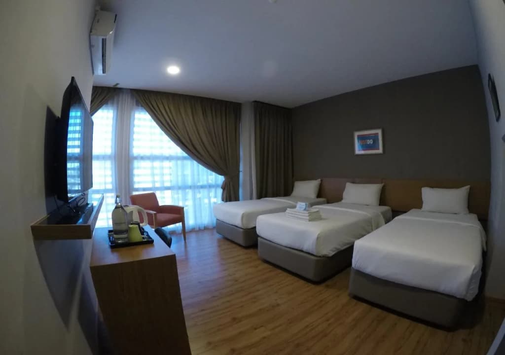 Hotel Ariana Iskandar - photo 4