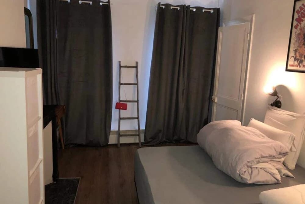 Cozy 1BR Apt - 7 Mins to Gare du Nord - photo 2