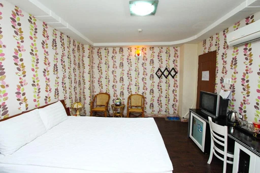 Yen Nam Hotel Hoang Van Thu - photo 4