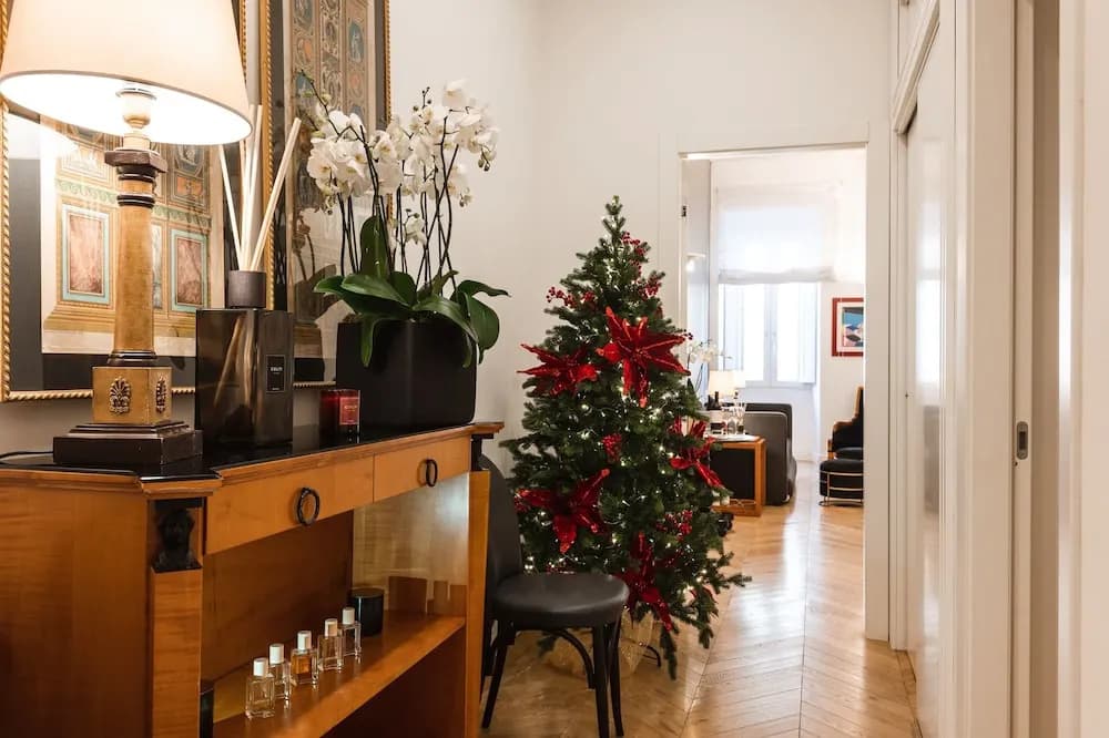 EBL Luxury Home - photo 2