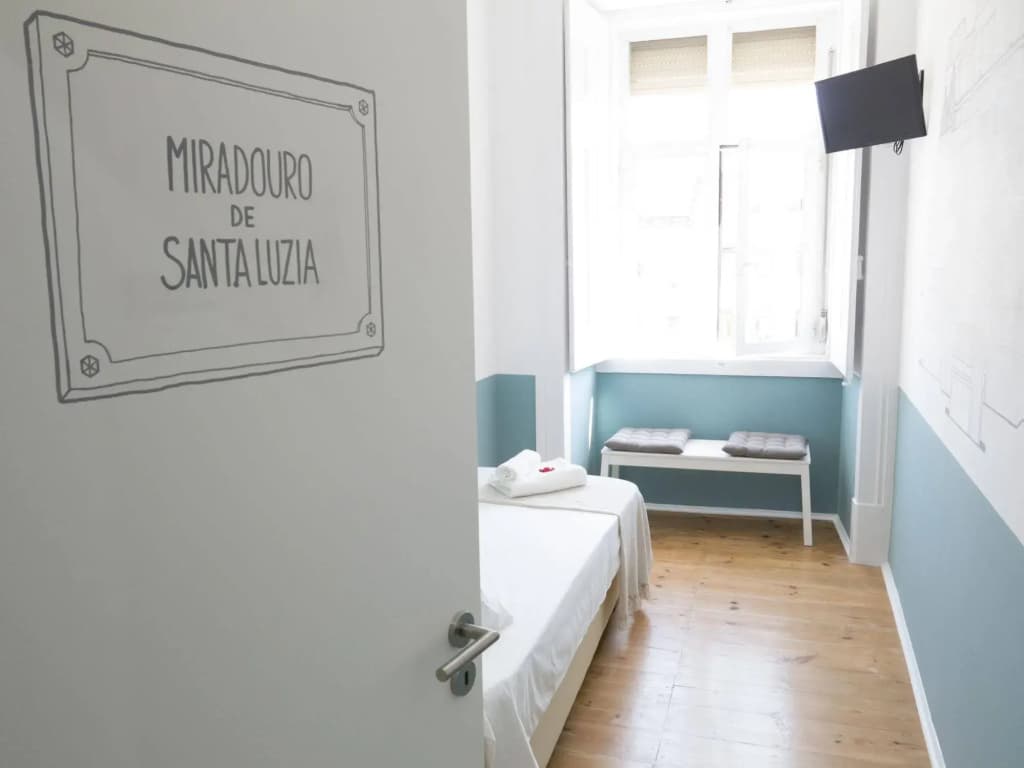 Lisbon Check-In Guesthouse - photo 6