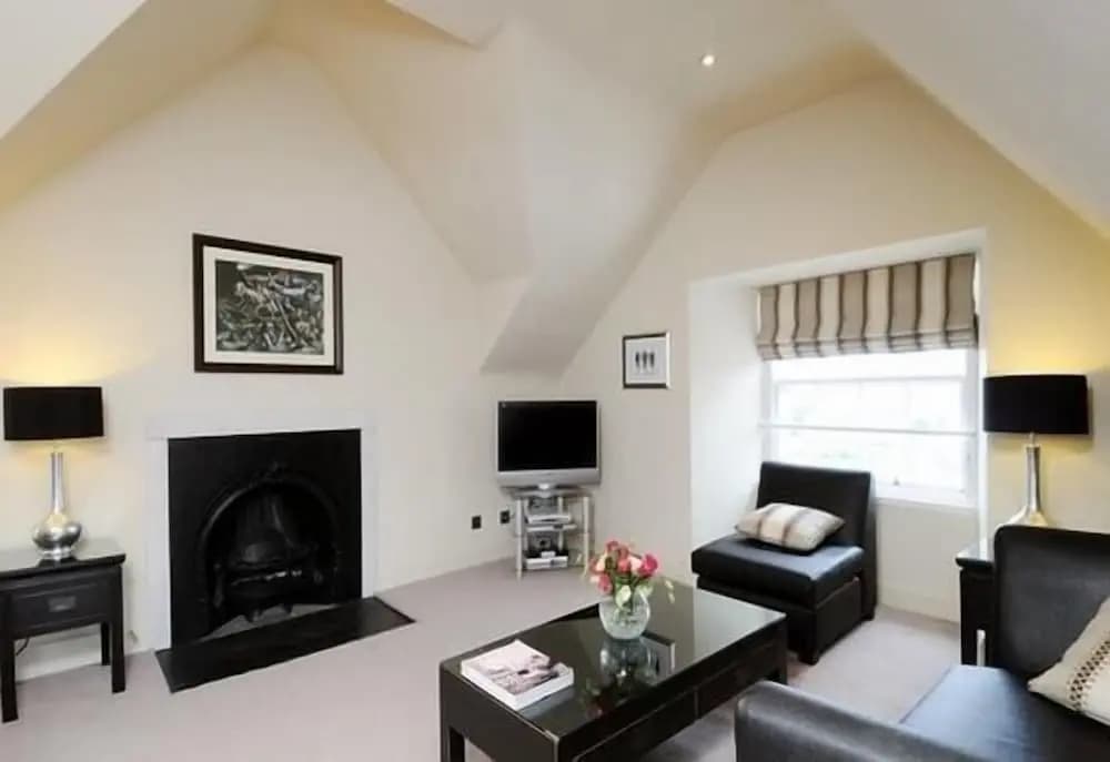 Royal Mile Residence - photo 24