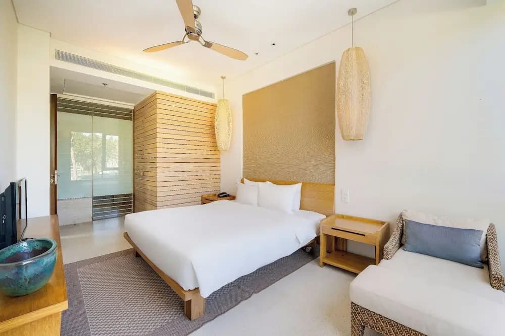 The Salt Collections Beachfront Resort Da Nang - photo 2