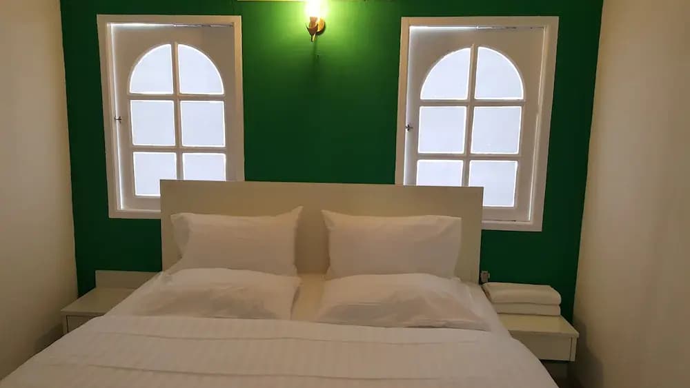 Royal Home Stay - photo 3