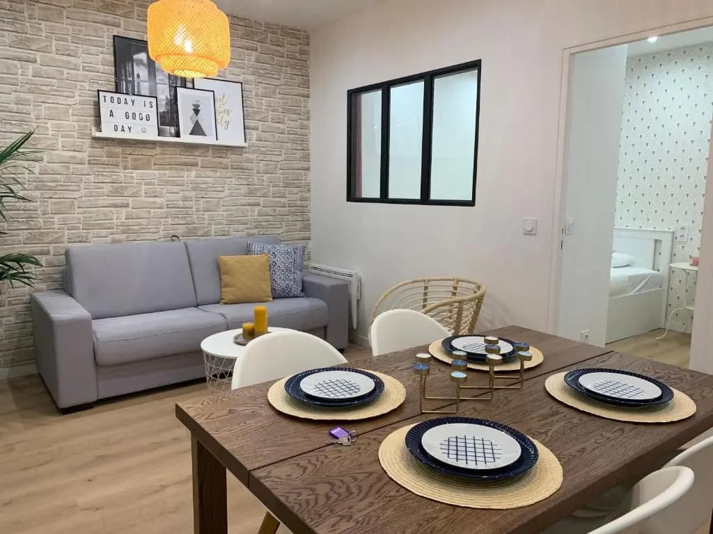 253, 2BDR Center of PARIS - photo 2
