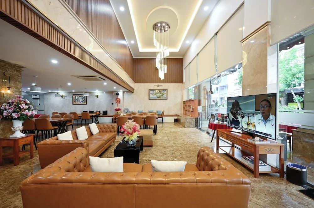The River Park Hotel - photo 27