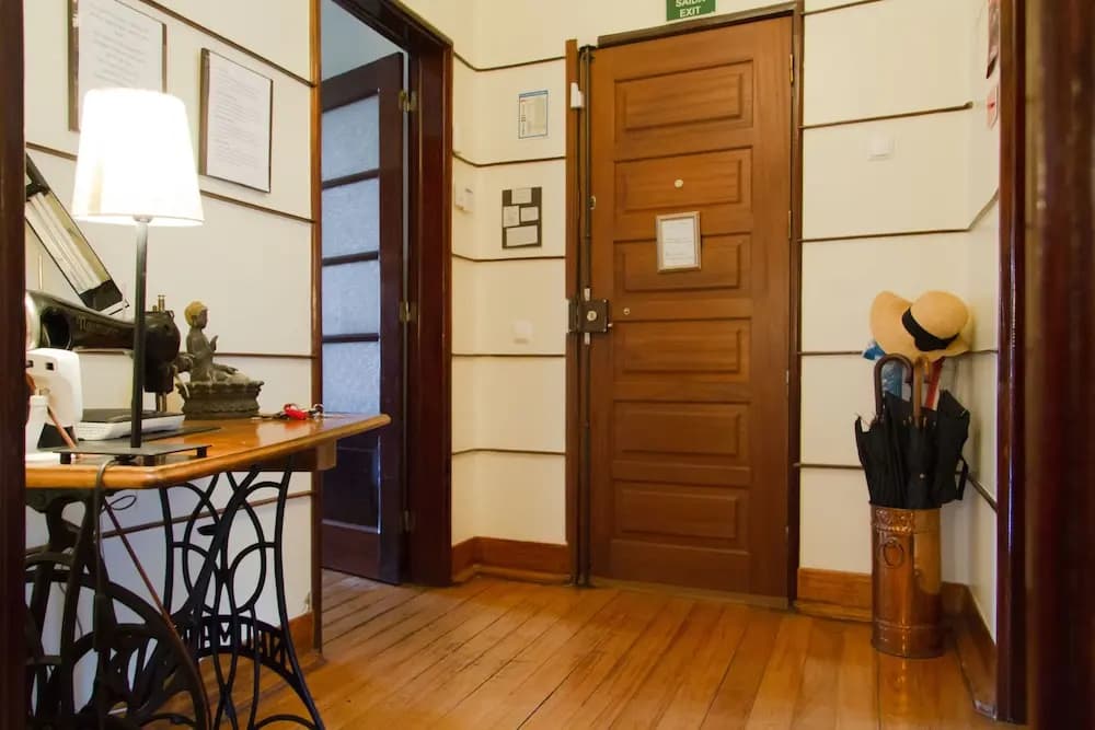 Alfama 3B Balby's Bed&Breakfast - photo 43