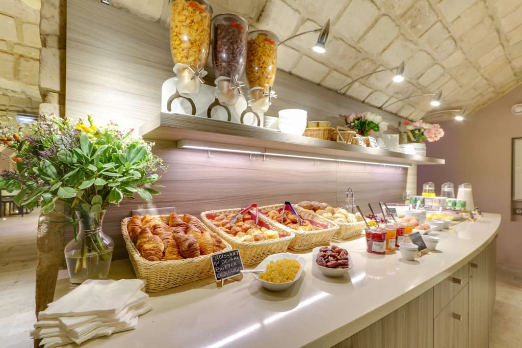 Sure Hotel by Best Western Paris Gare du Nord - photo 12