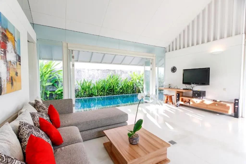 White Villa - photo 5