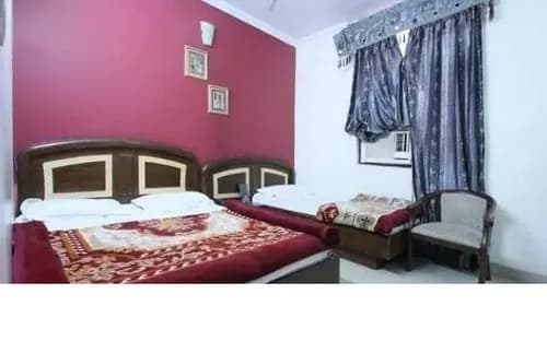 Ratan Deep Lodging House - photo 1