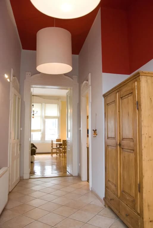 Opera Theater Apartment - photo 11