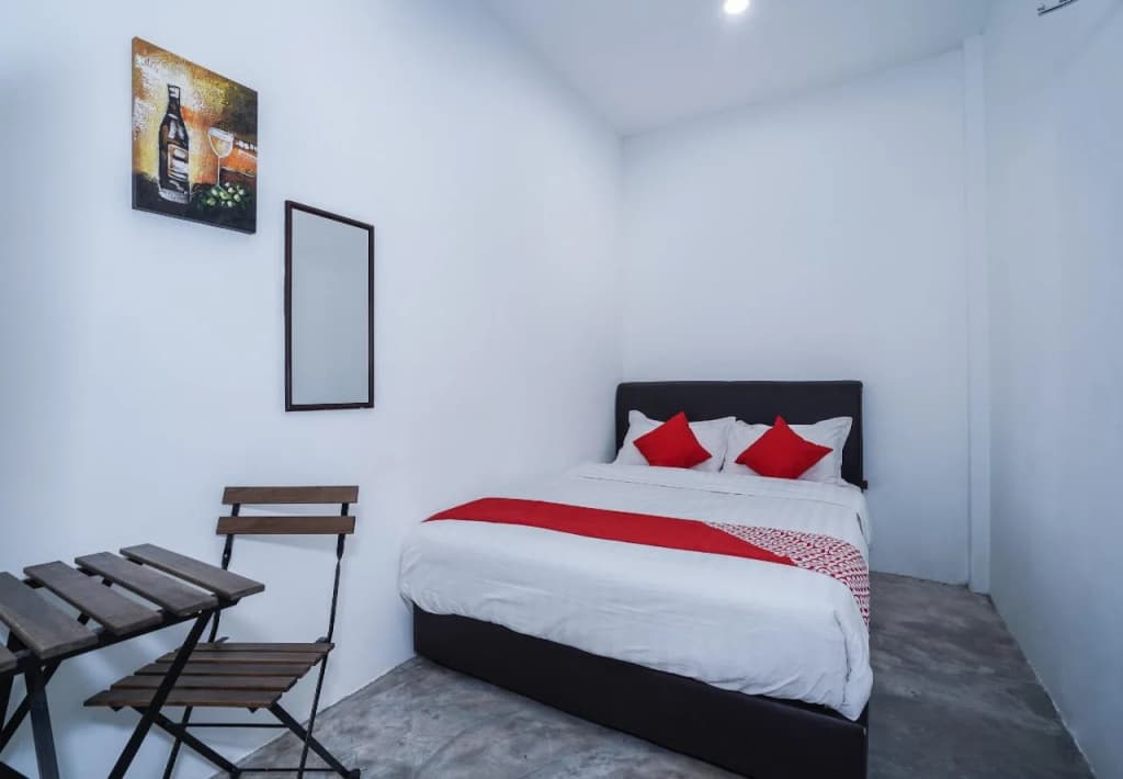 Comma Hotel - photo 4