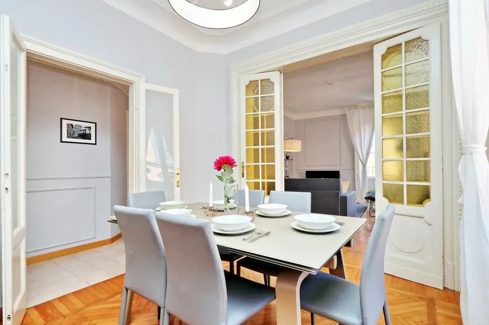 Hintown Austere Elegance - photo 31