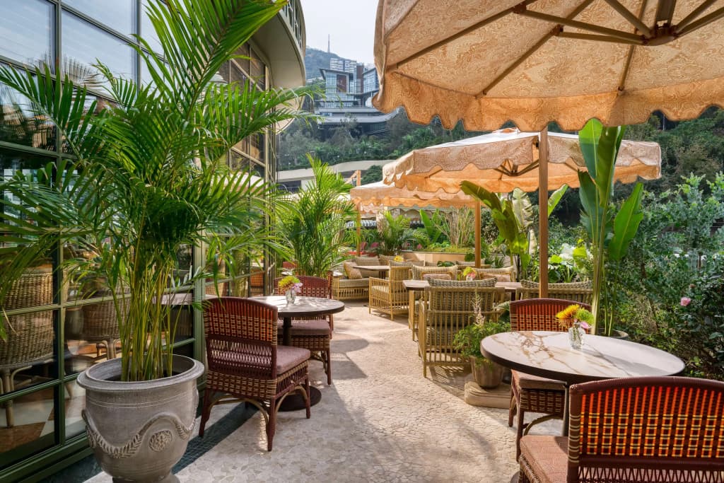 Island Shangri-La, Hong Kong - photo 31