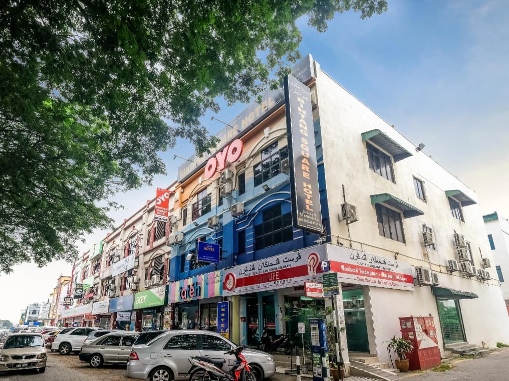 OYO 881 Bintang Square Hotel - main photo