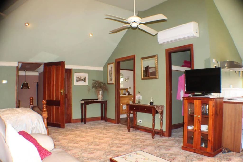 Storey Grange - photo 5