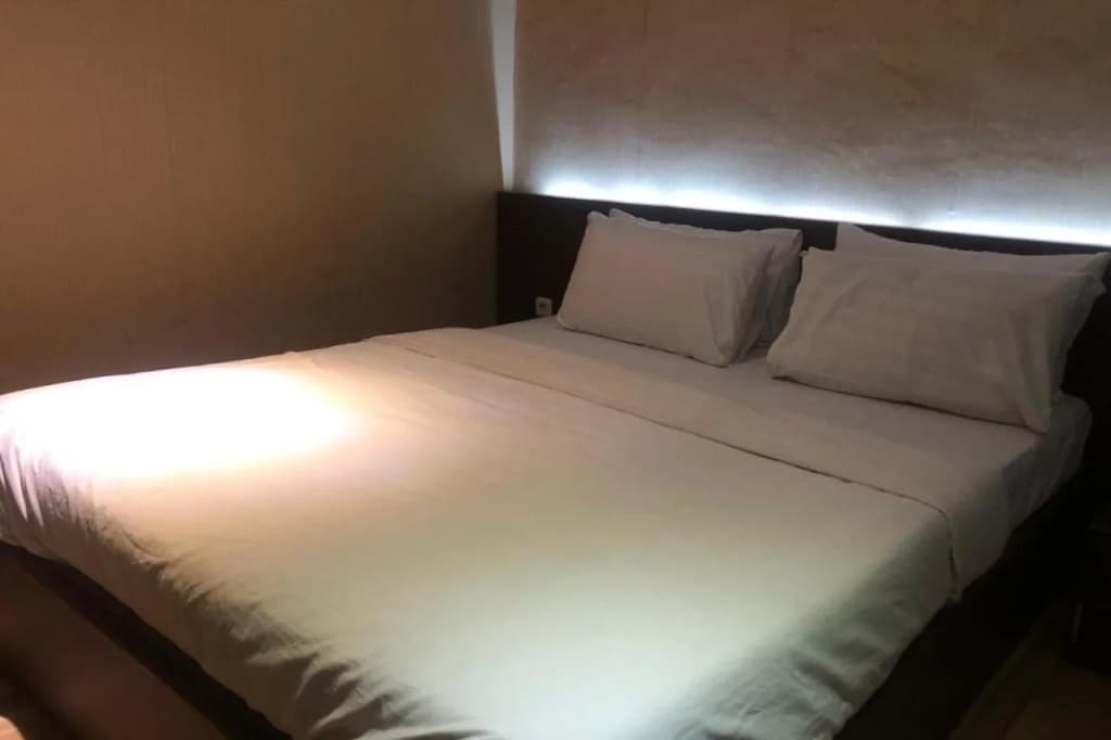 Hotel Aruni Ancol - photo 5