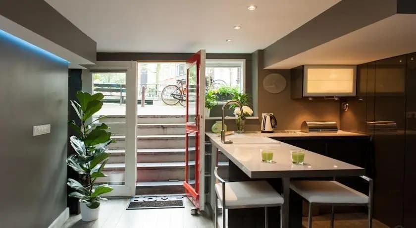 Orange City Studio Amsterdam - photo 3
