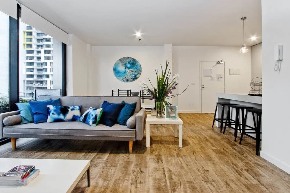 2 Bedder Melbourne Apt in New York End - photo 10