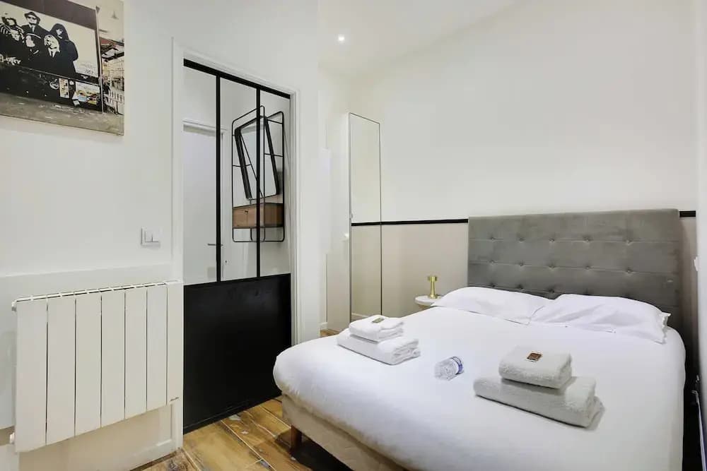 Modern Apartment - 2br/6p - Arts et Metiers - photo 6