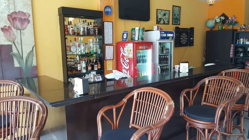 Pitstop Restaurant and Guesthouse - photo 19