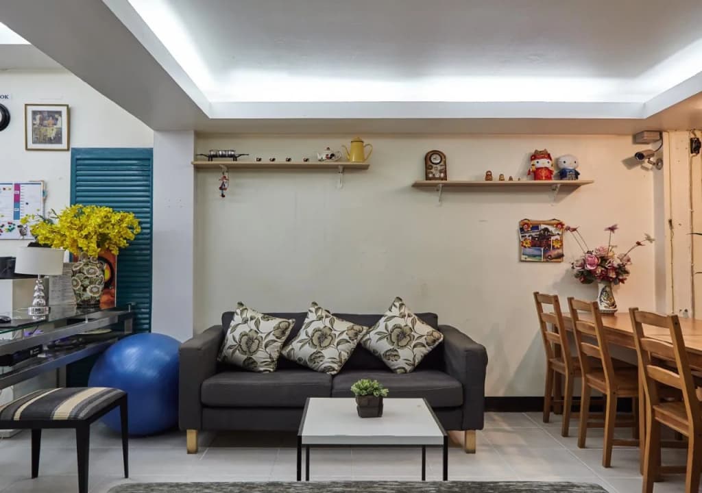 Asoke Montri Hostel - photo 10