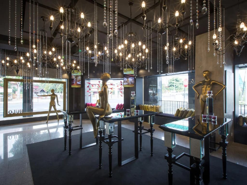 The Hulo Hotel Gallery - photo 18