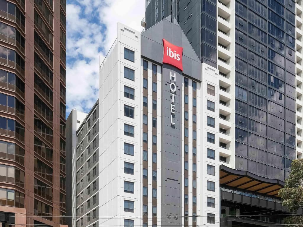 ibis Melbourne Hotel and Apartments - main photo