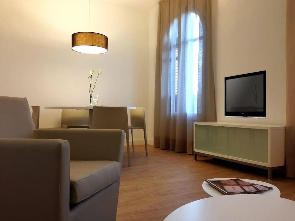 Barcelona Apartment Viladomat - photo 5