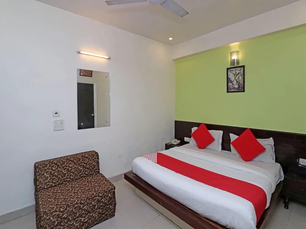 OYO 7344 My H Rooms - photo 4